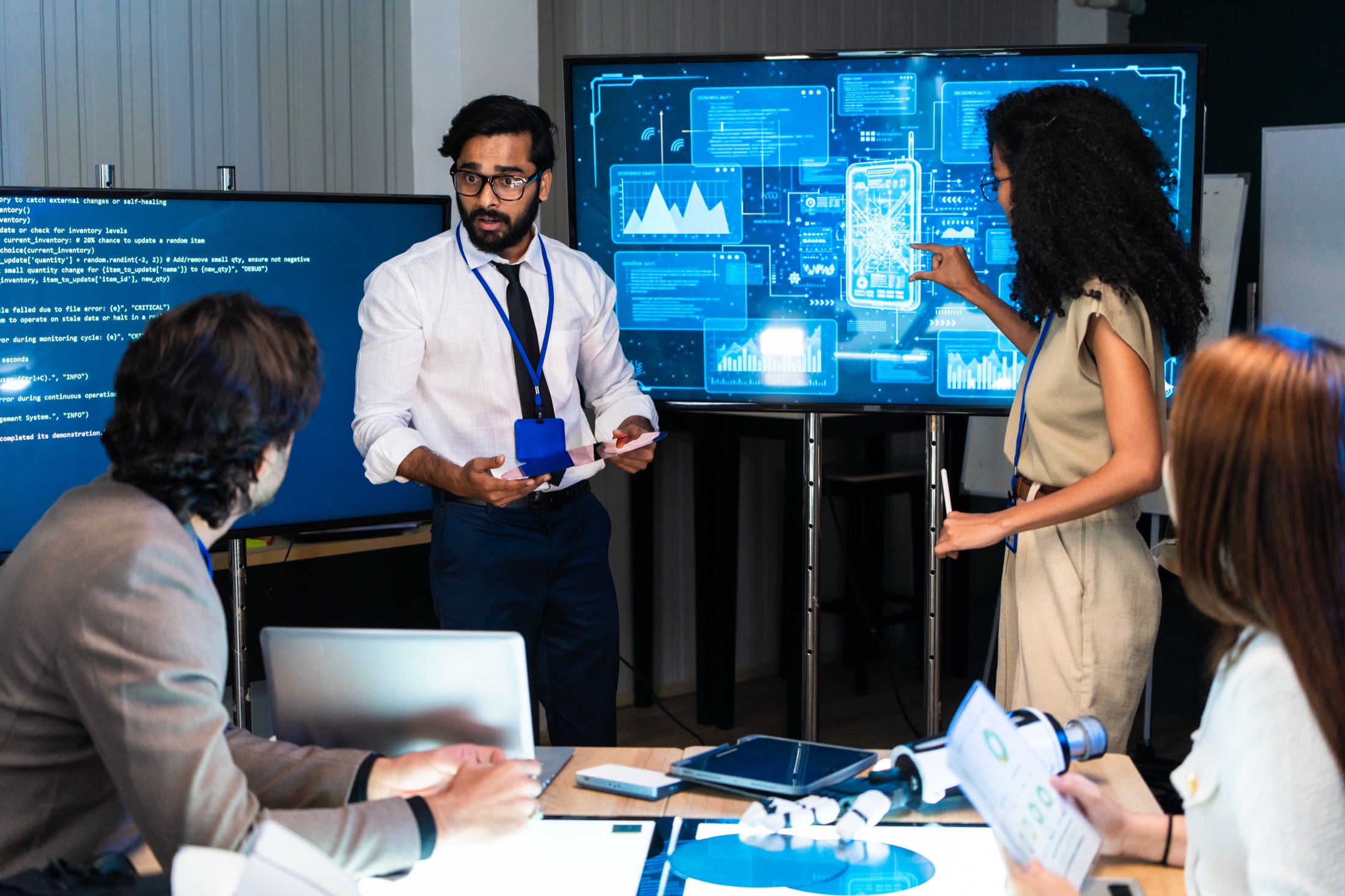 Analysts reviewing resilience and outage risks